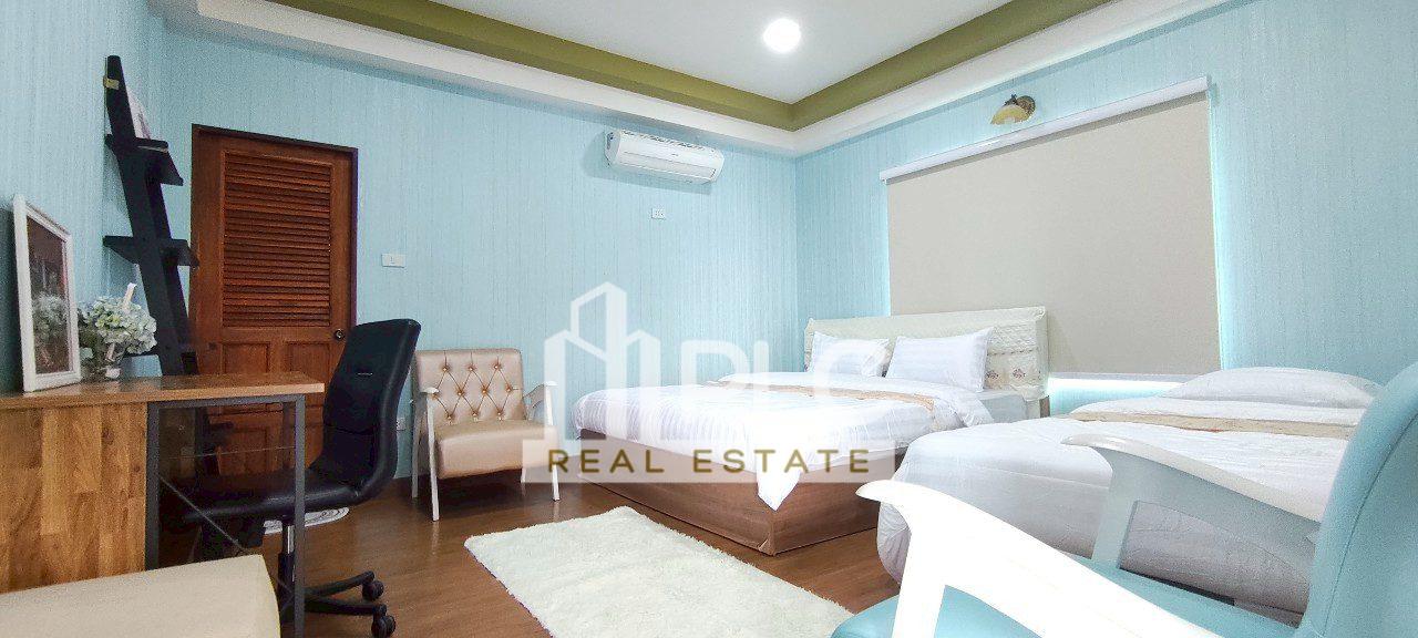 picture 7 Bedrooms Pool Villa in Huay Yai for Rent - 8/19