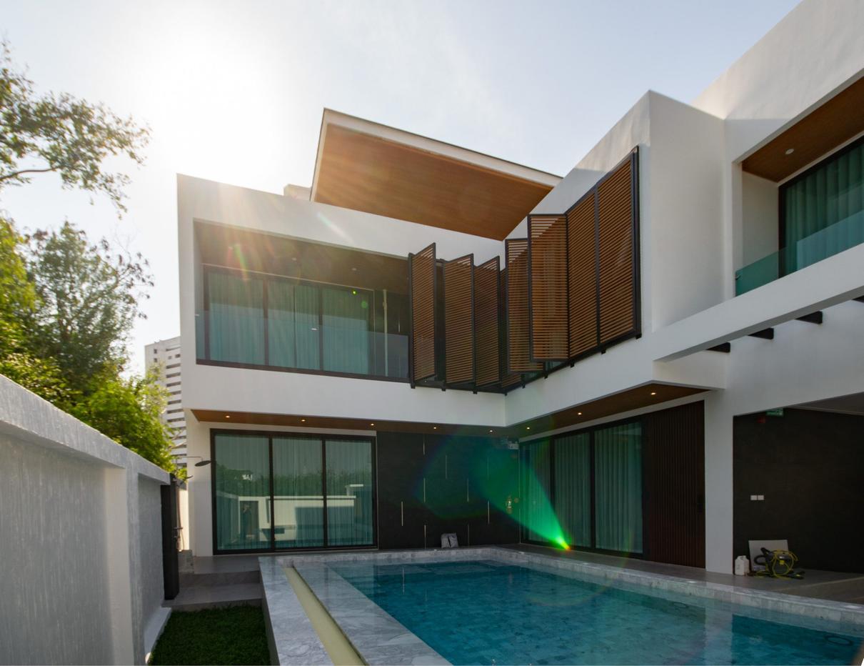 picture Luxury Pool Villa in Jomtien for Rent - 1/17