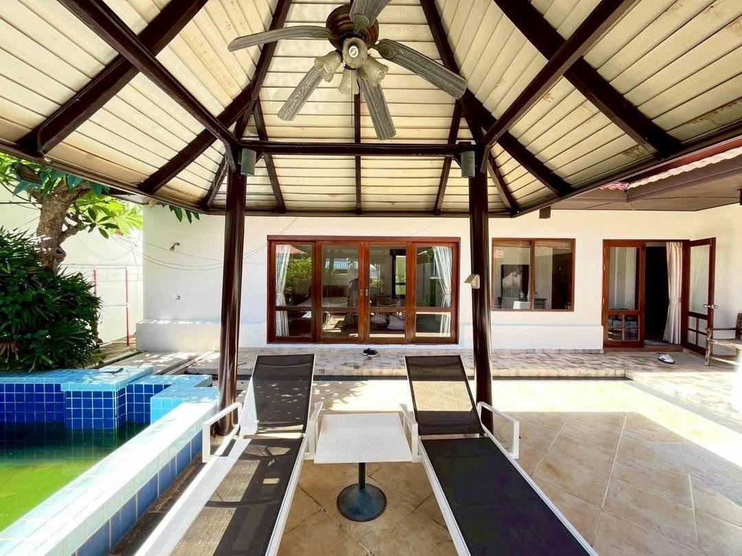 picture Thai-Bali Style Pool Villa for Sale – Thappraya - 3/15