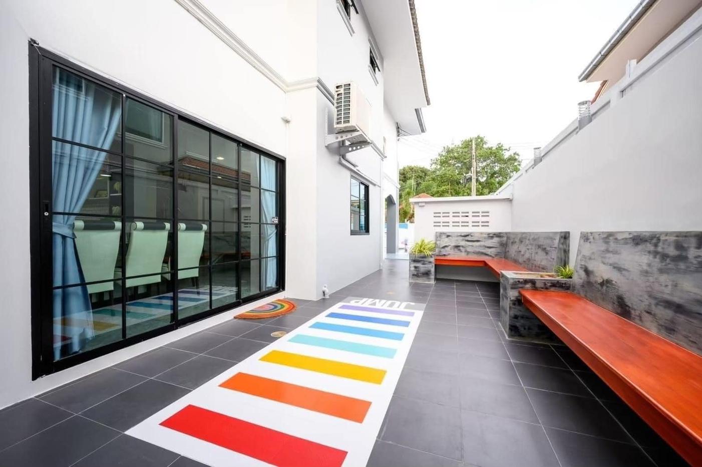 รูป 6 Beds Pool Villa for Sale in Jomtien - รูปที่ 8/8