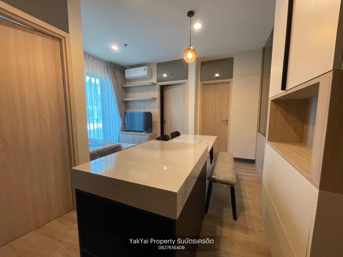 รูป ✨ ปล่อยเช่า! Nue District R9 ห้องใหม่ มอบประสบการณ์การอยู่อาศัยระดับเอ็กซ์คลูซีฟ • ทำเลเยี่ยม คอนโดใหม่ติดห้าง เดินไป MRT พระราม 9 ได้ง่ายมาก - รูปที่ 9/17