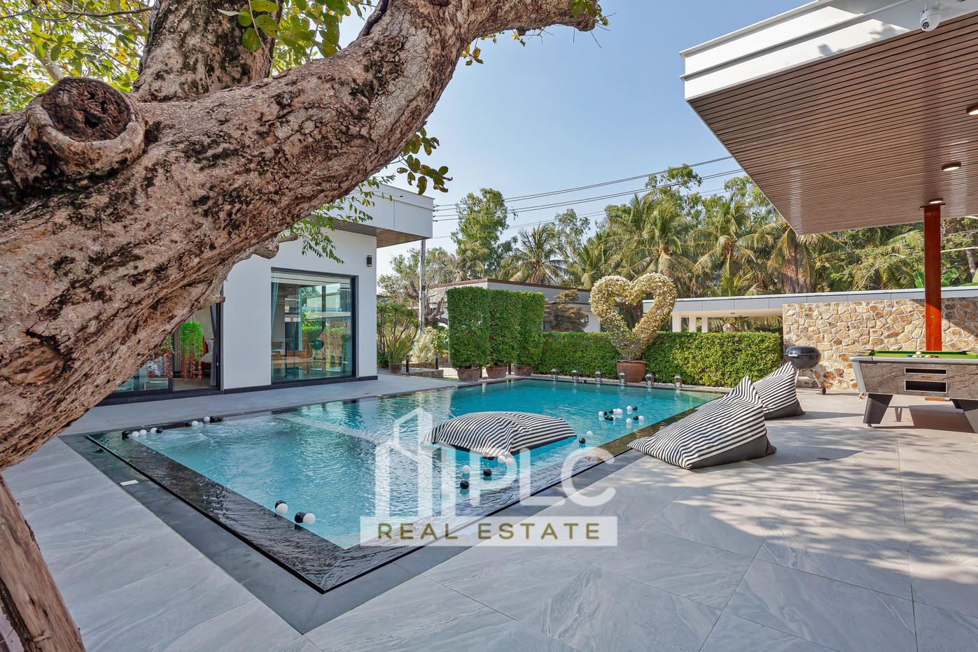 รูป 5 Bedrooms Pool Villa in Huay Yai for Rent - รูปที่ 5/24