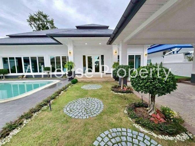 picture Luxury pool villa for rent in Pattaya, Nong Prue, Bang Lamung, Chonburi - 4/11