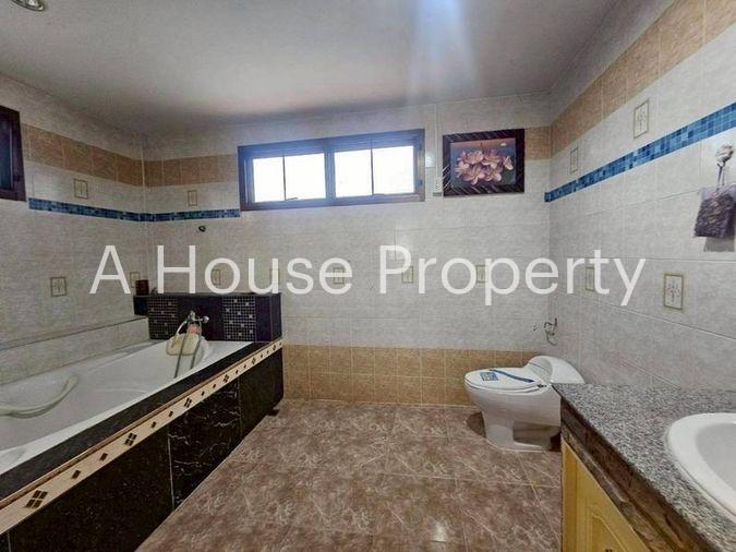 picture Second-hand detached house for sale, Ek Mongkol Village 2, Jomtien, Pattaya, Chonburi - 10/19