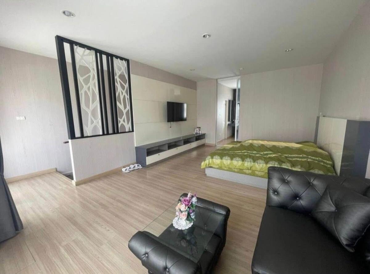 รูป ทาวน์เฮ้าส์ให้เช่า 📍 Panasiri Residences Kaset - Nawamin 📍 3 ห้องนอน 3 ห้องน้ำ เฟอร์นิเจอร์ และ เครื่องใช้ไฟฟ้าครบ  - รูปที่ 5/11