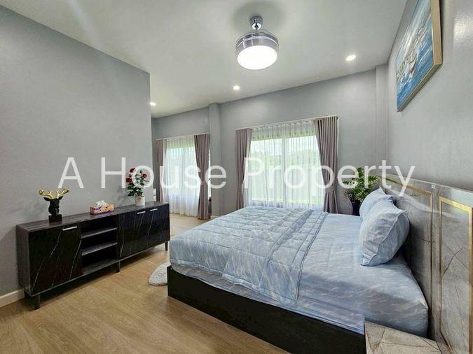 picture Luxury pool villa for sale in Bang Saray area, fully furnished, move in Ready - 10/17