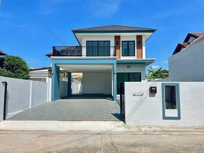 รูป ขายบ้านเดี่ยว 2 ชั้น  กลางเมืองศรีราชา ทำเลดีมาก ใกล้แหล่งชุมชน  - รูปที่ 1/16