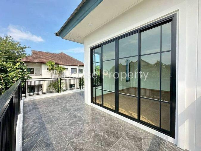 รูป ขายบ้านเดี่ยว 2 ชั้น กลางเมืองศรีราชา ทำเลดีมาก ใกล้แหล่งชุมชน - รูปที่ 12/16