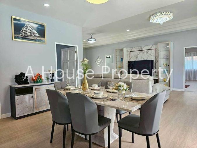 picture Luxury pool villa for sale in Bang Saray area, fully furnished, move in Ready - 7/17