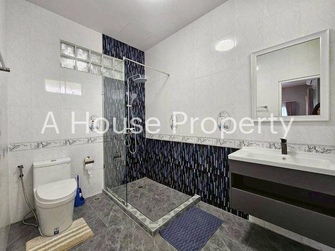 picture Luxury pool villa for sale in Bang Saray area, fully furnished, move in Ready - 12/17