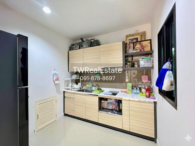 รูป 🏡 ขายบ้านแฝด 2 ชั้น เสนาพาร์ค วิลล์ รามอินทรา – วงแหวน บ้านพร้อมอยู่ ทำเลดี หน้าบ้านทิศใต้ มี Solar Cell ประหยัดค่าไฟ - รูปที่ 12/24