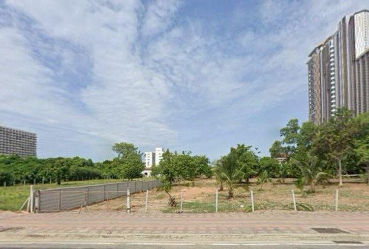 picture Beautiful land plot for sale, next to the sea, Jomtien, Bang Lamung, Chonburi - 1/10
