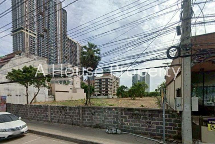 picture Beautiful land plot for sale, next to the sea, Jomtien, Bang Lamung, Chonburi - 5/10