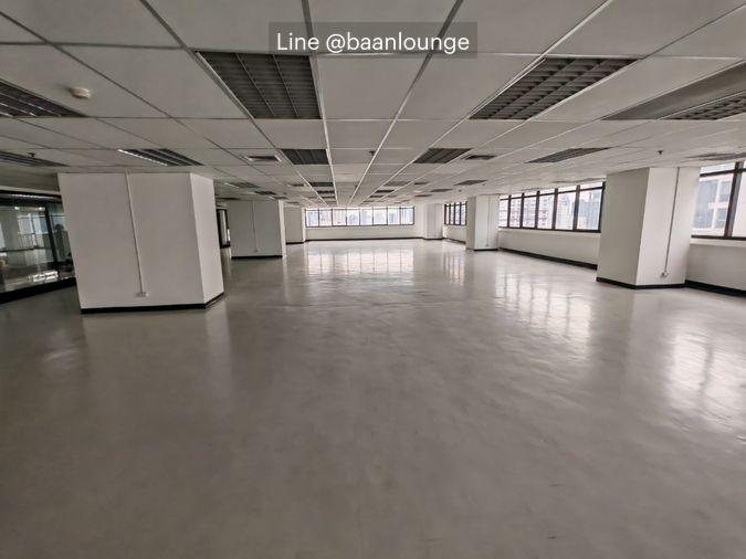 picture BTS phayathai is in front of the building of Phayathai Plaza Area: 959 sq m - 5/6