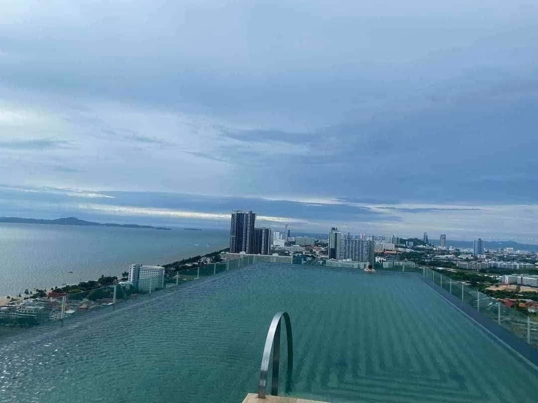 รูป Luxurious 1-Bedroom Condo for Sale at The Riviera Jomtien - รูปที่ 10/10