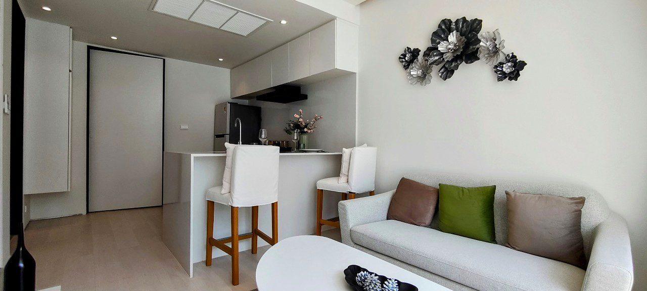 picture Secret Garden Condominium for Sale - 4/13