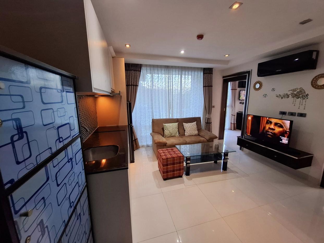 รูป Modern 2-Bedroom Condo for Rent in Serenity Condominium - รูปที่ 3/13