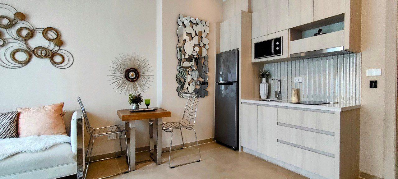 picture Marina Golden Bay 1 Bedroom for Sale - 1/9