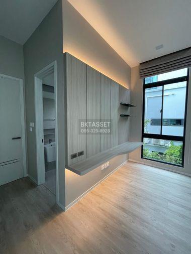 รูป ✅ ✅ VIVE New กรุงเทพกรีฑา , Luxury House 4 ห้องนอน พร้อมเข้าอยู่ ติดต่อไลน์ @bktasset หรือโทร 095-325-8928 - รูปที่ 14/18