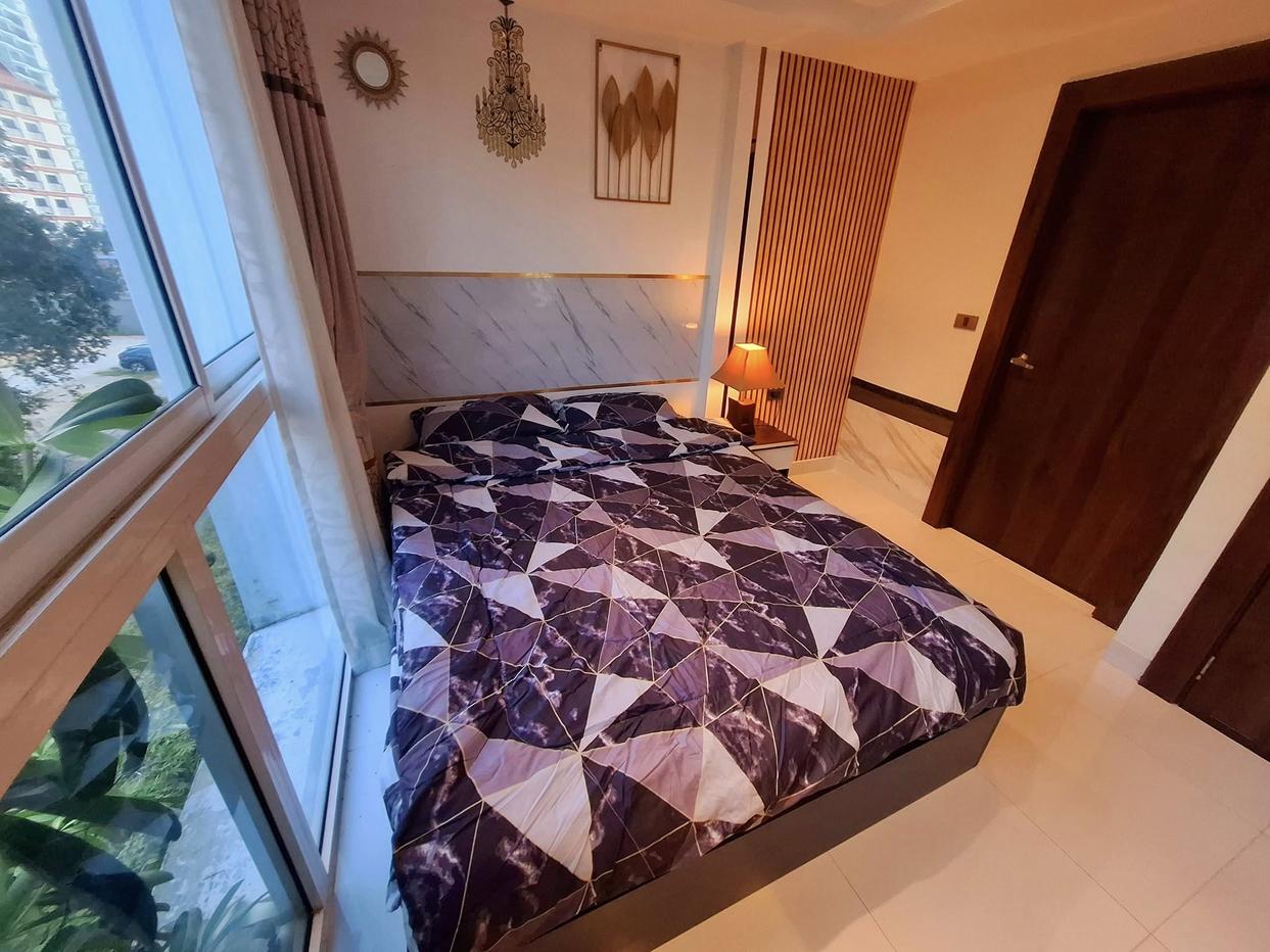 รูป Modern 2-Bedroom Condo for Sale in Serenity Condominium - รูปที่ 7/13