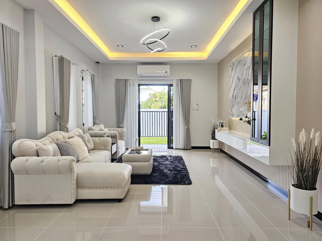 รูป Modern 3-Bedroom House for Sale – Huay Yai - รูปที่ 1/15