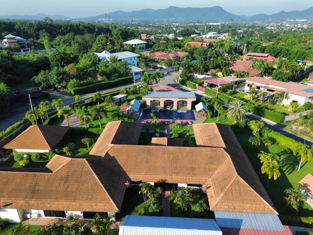รูป Resort Business for Sale in Bangsaray - รูปที่ 1/16