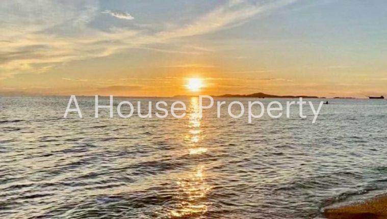 picture Beachfront land for sale in Na Jomtien, Pattaya. Beautiful plot, prime location, business hub. - 4/5