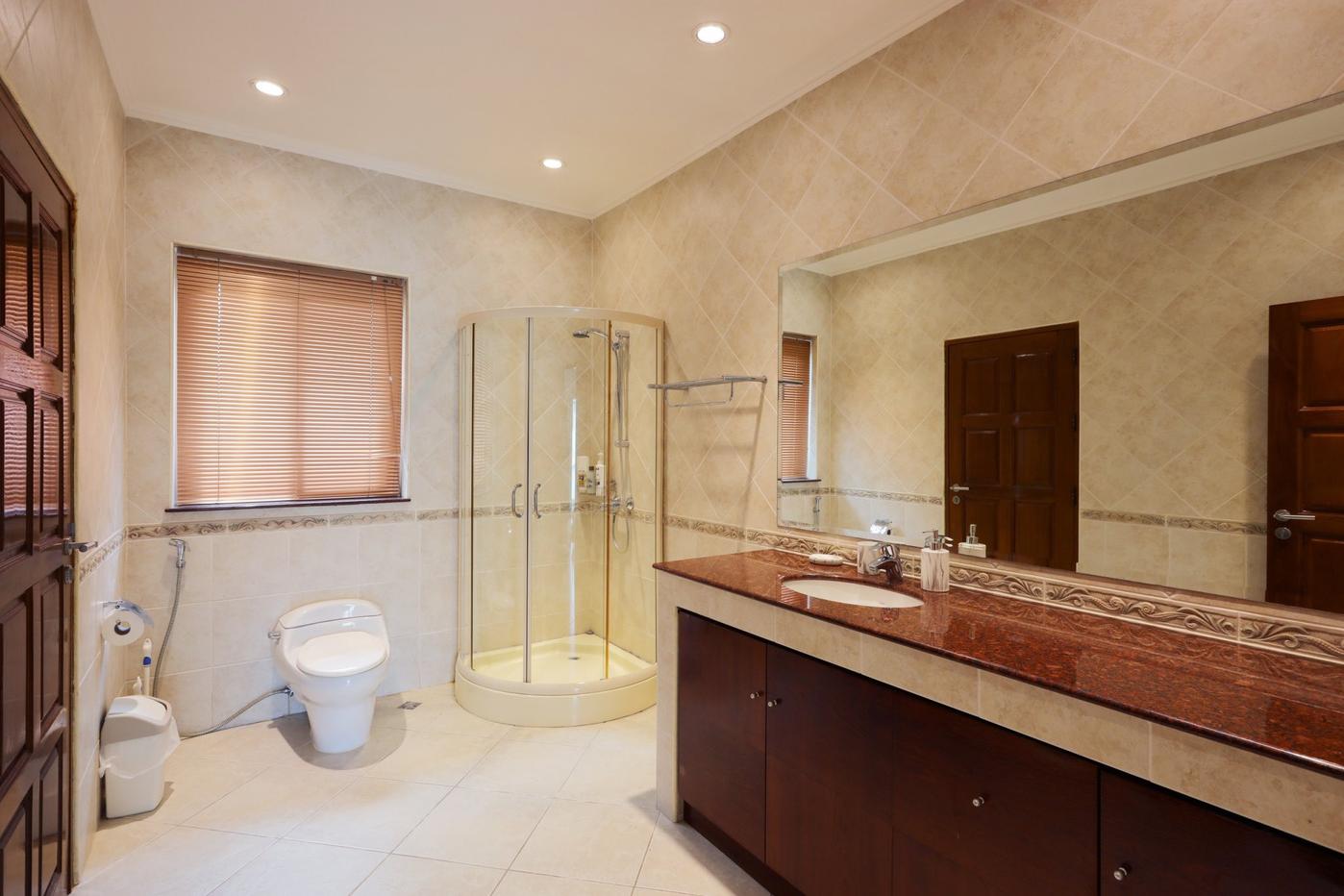 picture Spacious 6-Bed Luxury Pool Villa for Rent – Prime Jomtien Beach - 18/21