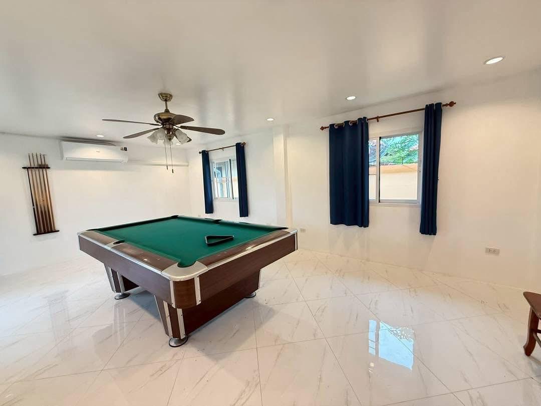 รูป Pool Villa for Sale  4 Bedrooms in Huay Yai - รูปที่ 6/12