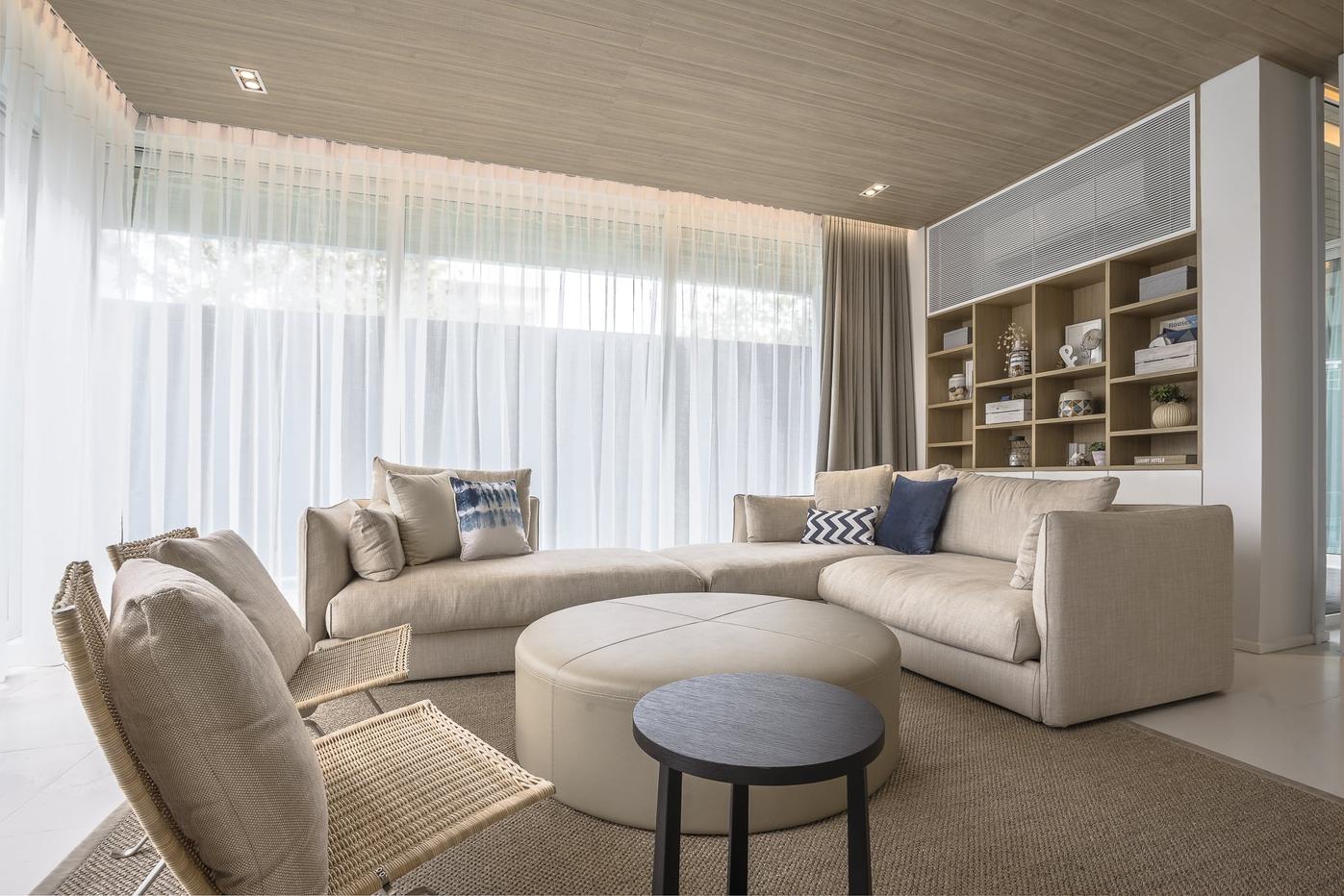 รูป Luxury 3-Bedroom Pool Villa for Rent in Na Jomtien - รูปที่ 8/17