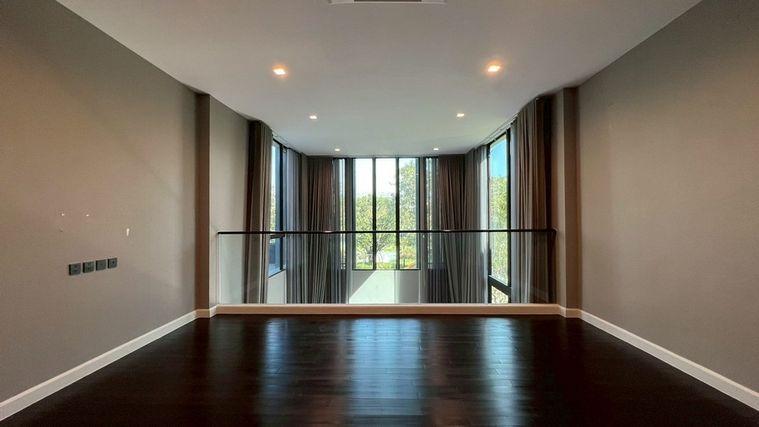 picture Luxury house for rent at Grand Bangkok Boulevard Krungthep Kreetha - 10/22