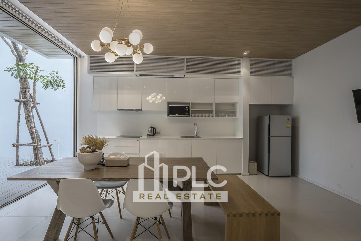 รูป Luxury 3-Bedroom Pool Villa for Rent in Na Jomtien - รูปที่ 11/17