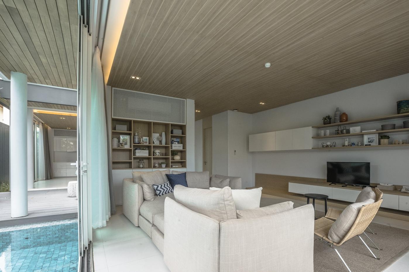 รูป Luxury 3-Bedroom Pool Villa for Rent in Na Jomtien - รูปที่ 4/17