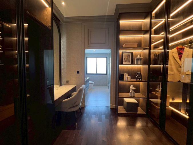 picture A luxurious house in the GRAND BANGKOK BOULEVARD State BANGNA project offers you relaxation and tranquility.  - 3/18