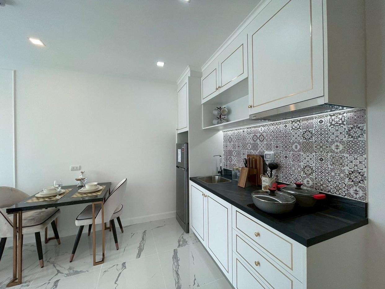 รูป Stylish 1-Bedroom Condo for Rent at Empire Tower Jomtien - รูปที่ 4/8