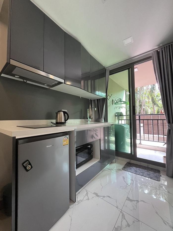 picture Arcadia Center Suites 1-Bedroom Condo for Rent - 2/7