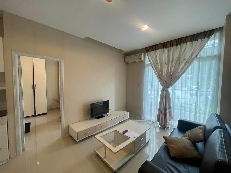 picture 1 Bedroom at CC Condominium 1 for Sale - 3/7