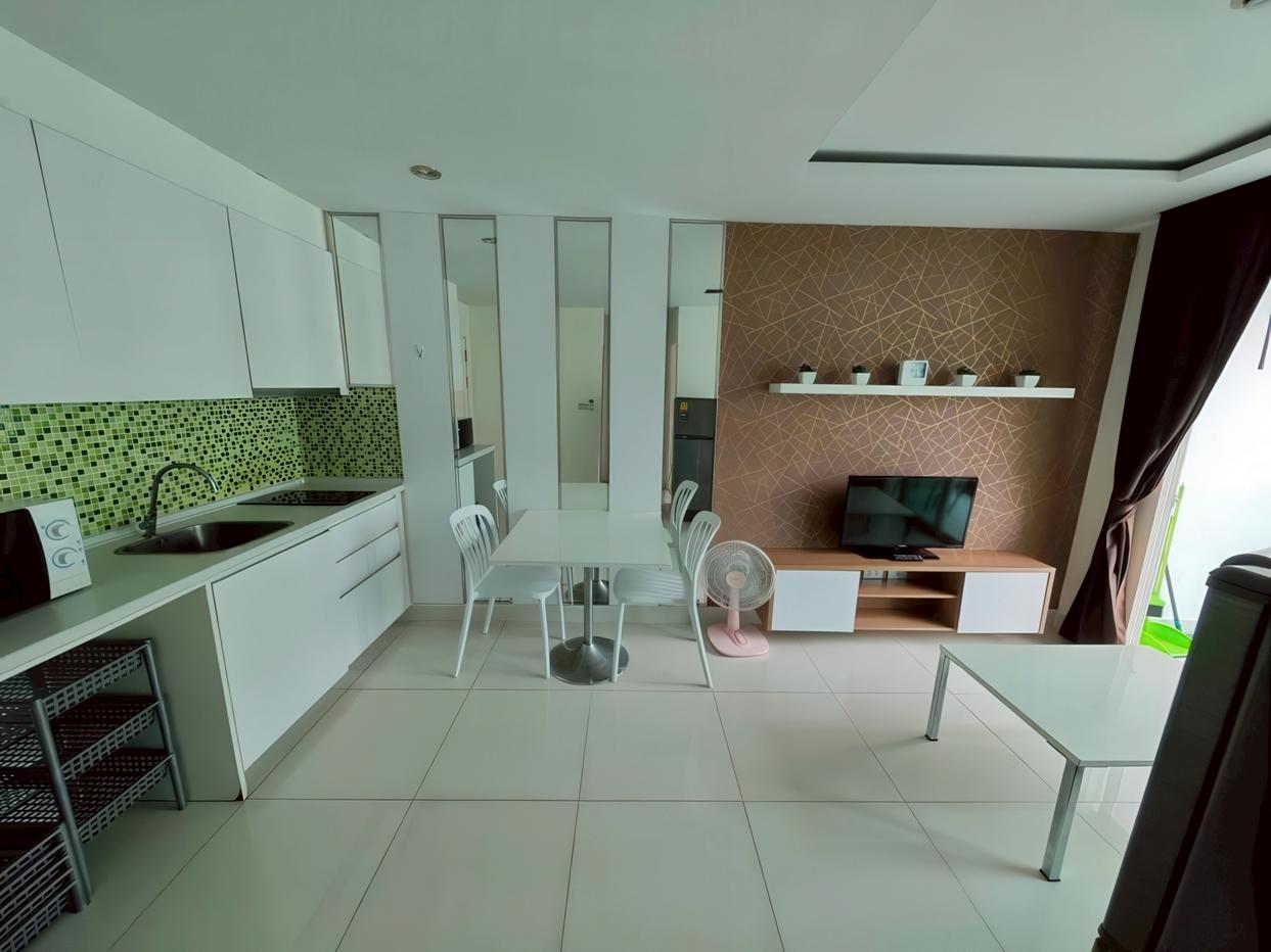 picture Amazon Residence Pattaya 1-Bedroom for Sale in Jomtien - 3/5