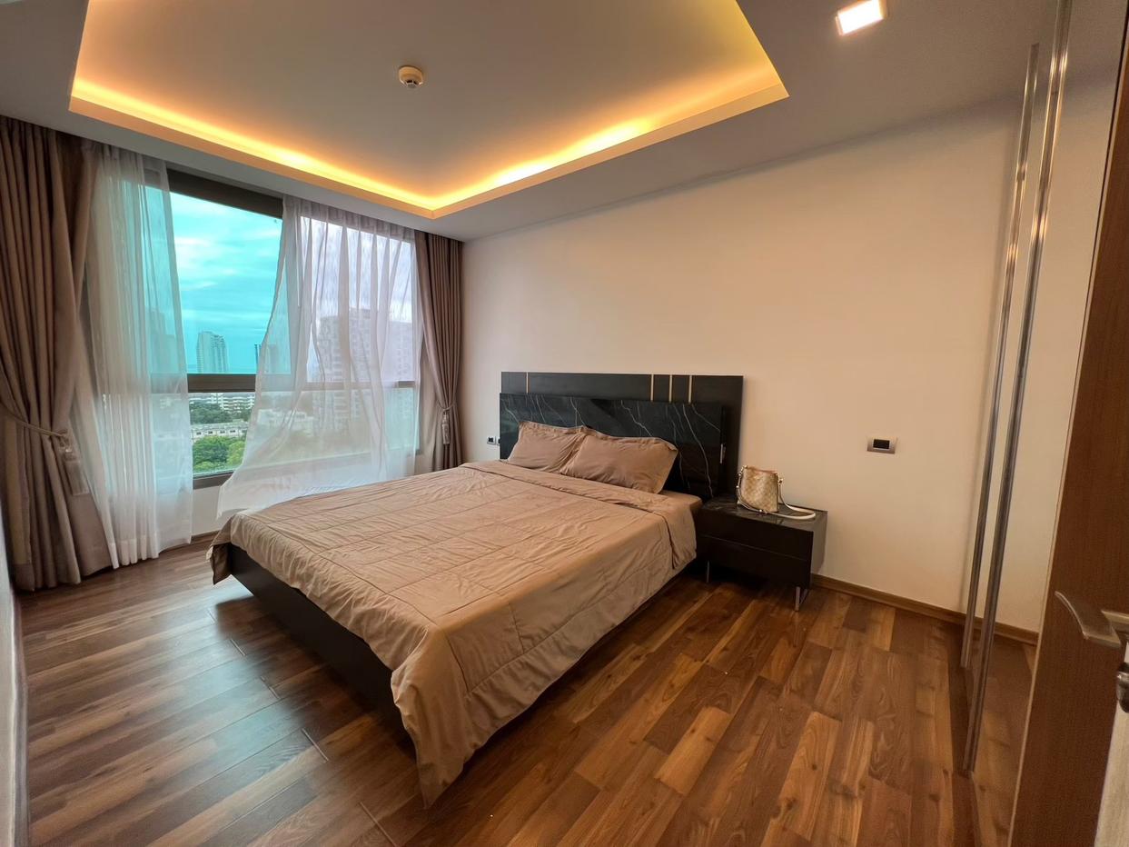 picture The Peak Towers 1 Bedroom for Rent - 4/5