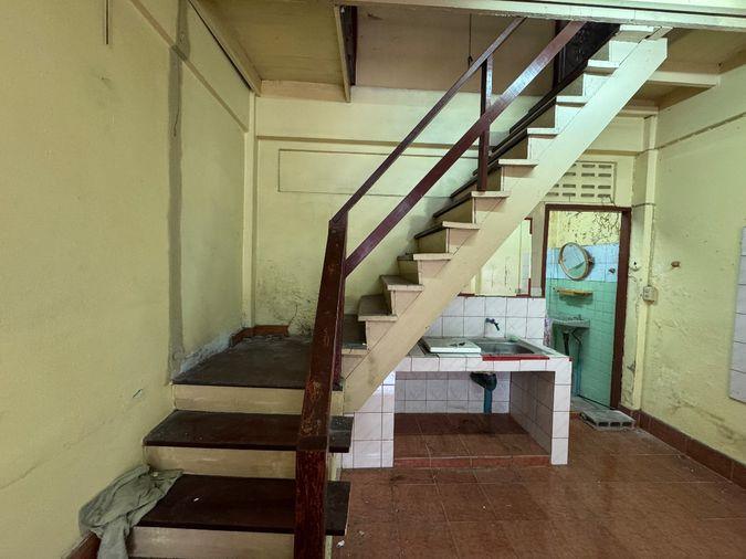 รูป ขายตึกแถว 2 ชั้น 9 ตร.วา จรัญสนิทวงศ์ 69 ห่าง MRT สิรินธร 750 เมตร 1.8 ล้านบาท - รูปที่ 7/11