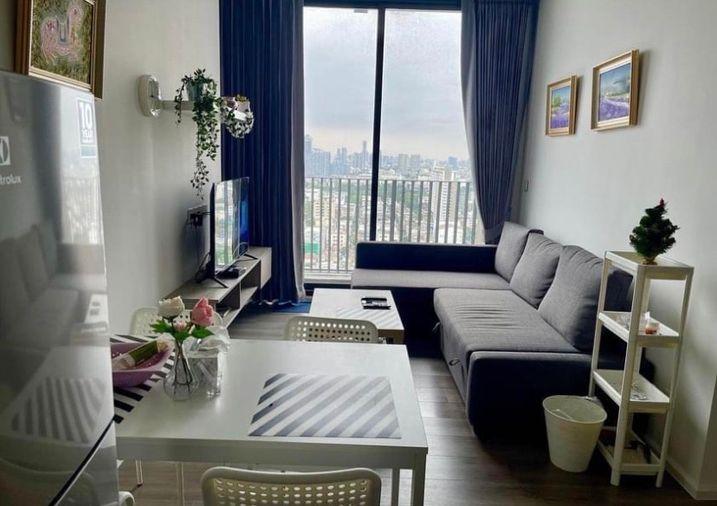 รูป Condo for Rent: Whizdom Essence Sukhumvit Near BTS Punnawithi - รูปที่ 1/8