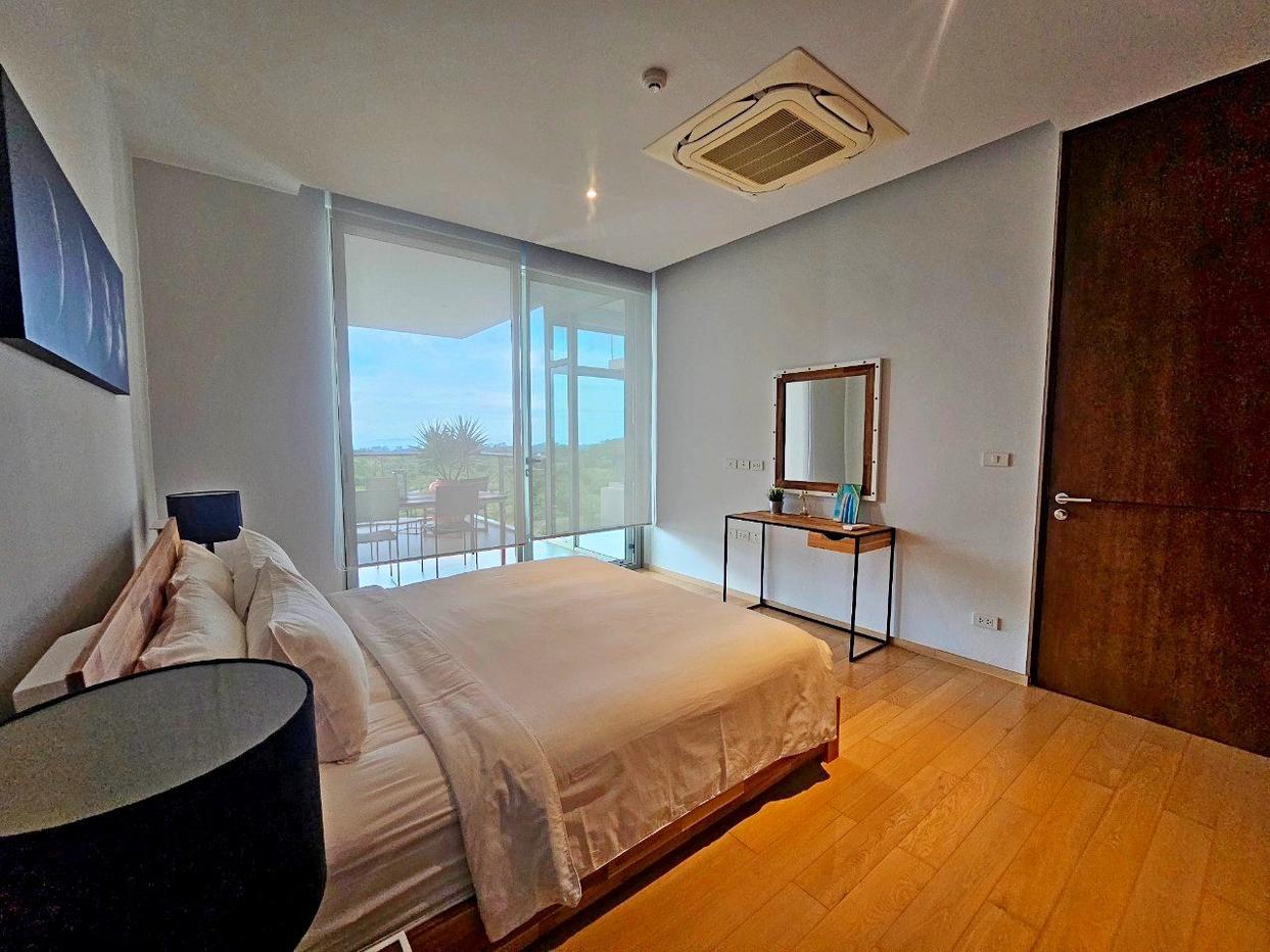 picture Bangsaray Heights Condominium for Sale - 10/12