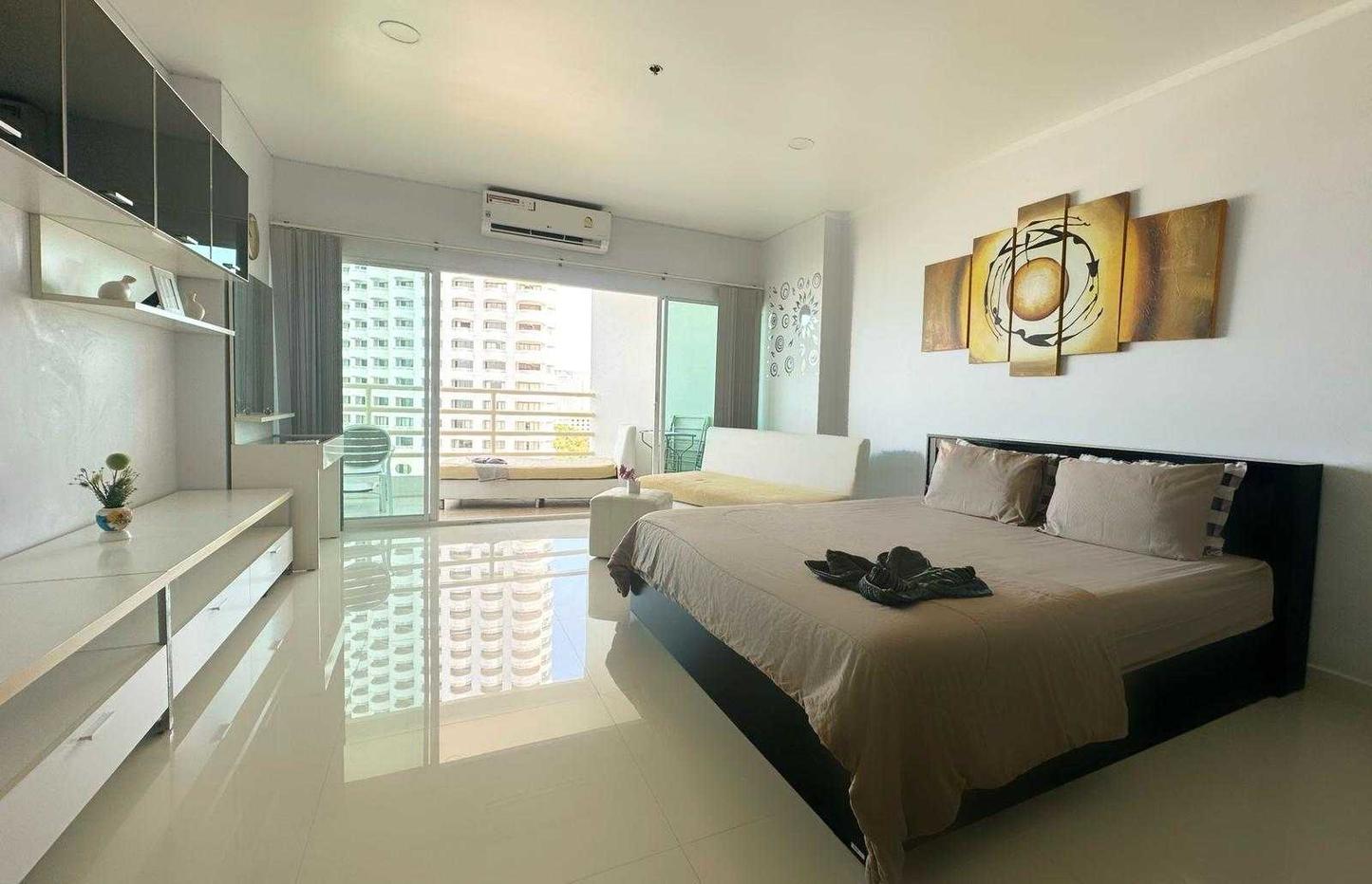 picture View Talay 8 Studio Sea View for Sale Jomtien - 2/7