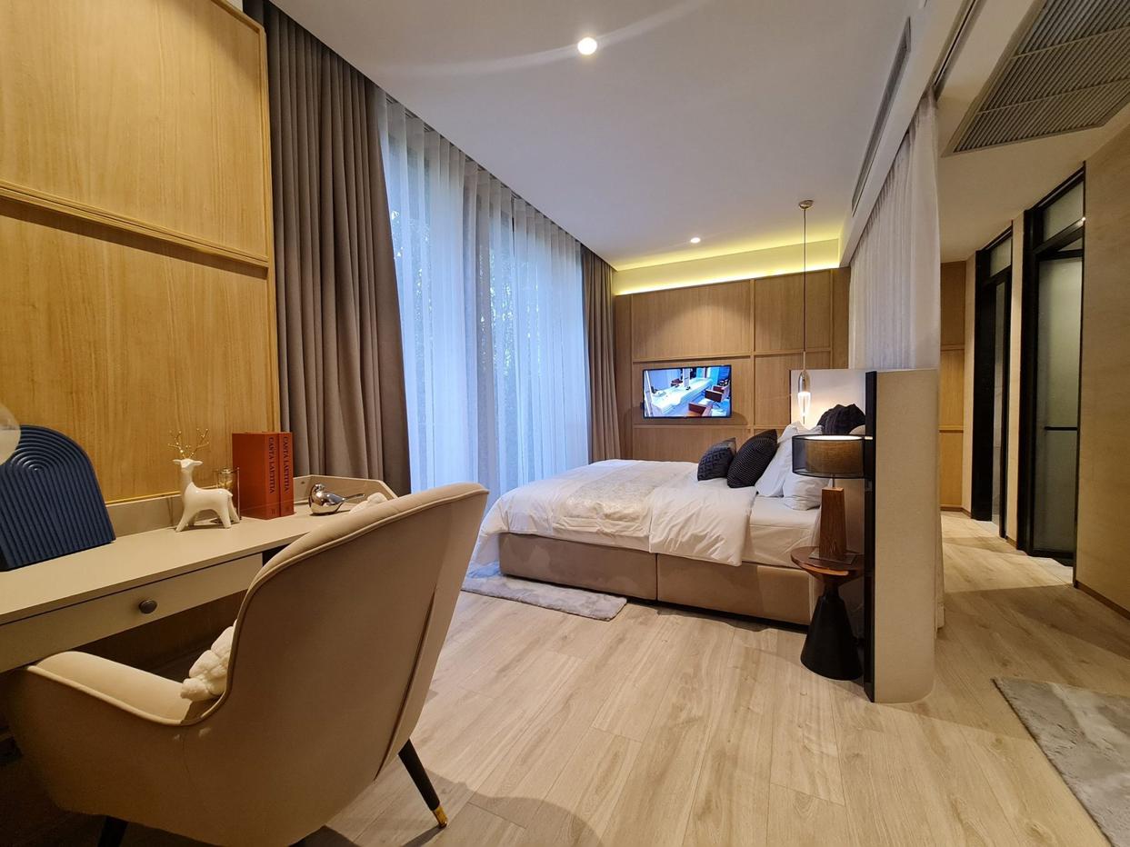picture Wyndham Grand Residence Wongamat Combined Unit for Sale - 7/11