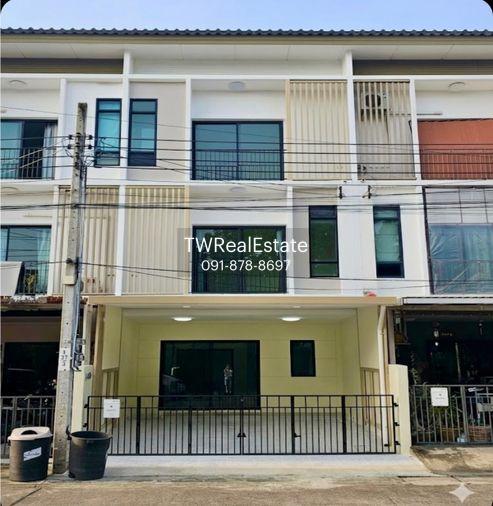 รูป ขายด่วน ราคาดีมาก ทาวน์โฮม 3 ชั้น รีโนเวทใหม่ PATIO ศรีนครินทร์–พระราม 9 ทำเลกรุงเทพกรีฑา - รูปที่ 20/25