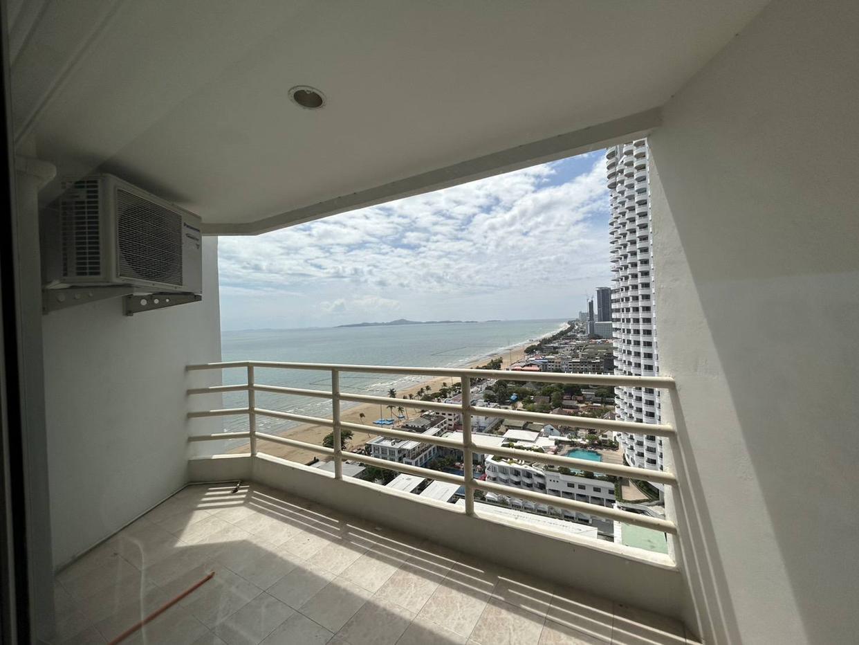picture 1-Bedroom Condo for Sale at Viewtalay Marina Beach Condo 8 - 11/12