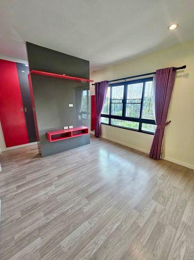 รูป ขายด่วน ราคาดีมาก ทาวน์โฮม 3 ชั้น รีโนเวทใหม่ PATIO ศรีนครินทร์–พระราม 9 ทำเลกรุงเทพกรีฑา - รูปที่ 16/25