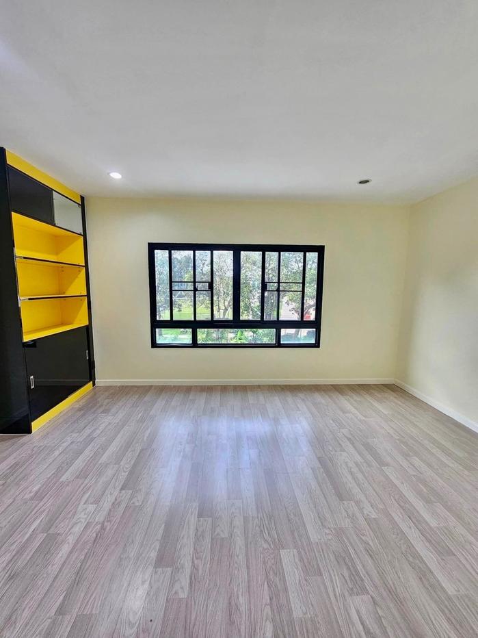 รูป ขายด่วน ราคาดีมาก ทาวน์โฮม 3 ชั้น รีโนเวทใหม่ PATIO ศรีนครินทร์–พระราม 9 ทำเลกรุงเทพกรีฑา - รูปที่ 12/25