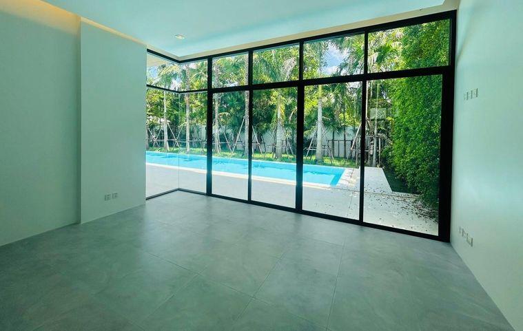 picture 🏡 Luxury Private Pool Villa | Chaeng Wattana 🎁 Complimentary Porsche Cayman included 🏎️ - 4/15
