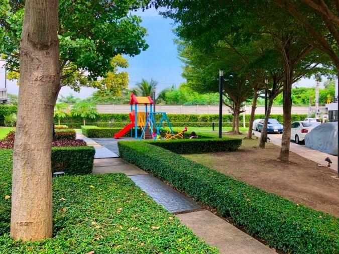 รูป ขายด่วน ราคาดีมาก ทาวน์โฮม 3 ชั้น รีโนเวทใหม่ PATIO ศรีนครินทร์–พระราม 9 ทำเลกรุงเทพกรีฑา - รูปที่ 23/25
